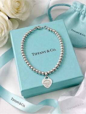 Tiffany & Co Return to Tiffany Mini Heart Tag 4mm Bead Bracelet Silver 7”